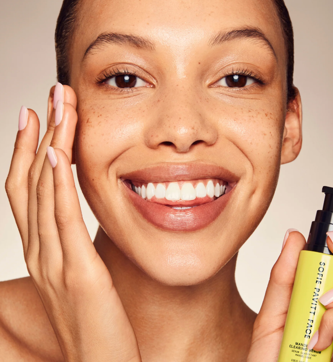Sofie Pavitt - Mandelic Clearing Serum